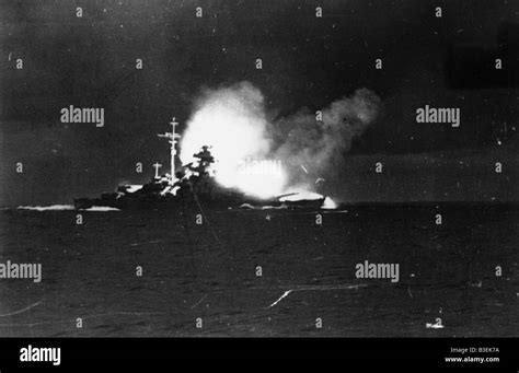 Sinking Of Battleship Bismarck 1941 Stock Photo Alamy