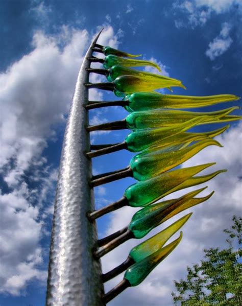 30 Examples Of Well Flaunted Glass Sculptures Naldz Graphics Flaunt Art World Wind Sock