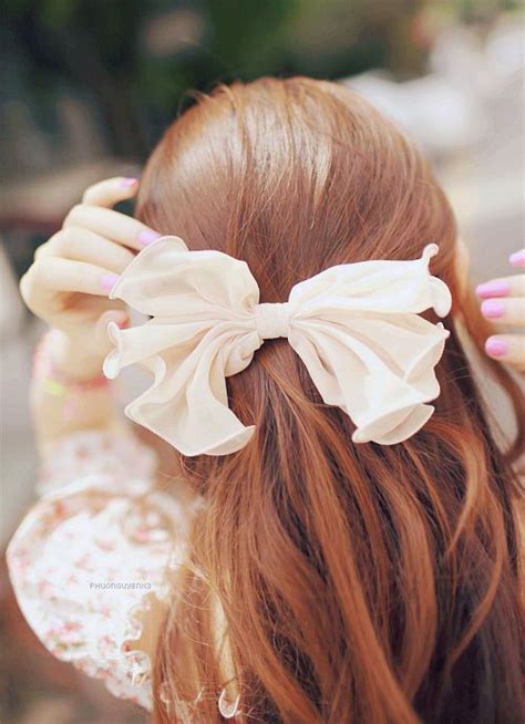 16 Pretty Ribbon Hairstyles From Pinterest Ribbon Hairstyle Hair