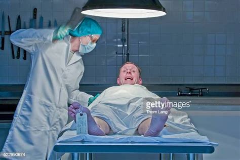 Female Autopsy Fotos Stockfotos En Beelden Getty Images