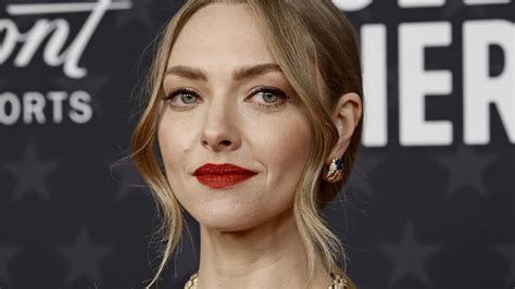Seven Veils What We Know So Far About The Upcoming Amanda Seyfried Movie