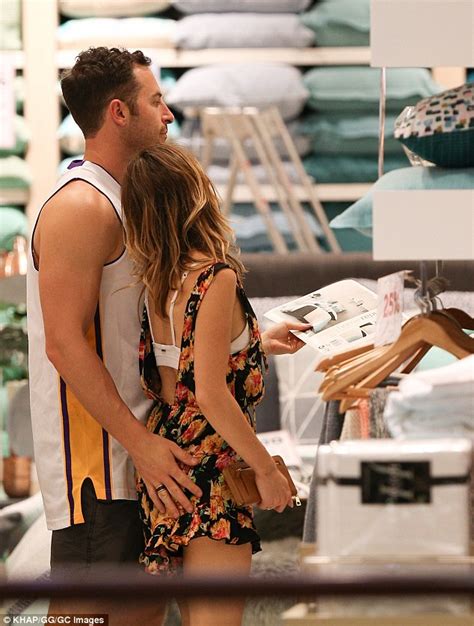 Sasha Mielczarek Cant Keep From Touching Girlfriend Sam Frost As He