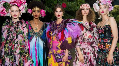 Dolce Gabbanas Latest Alta Moda Extravaganza Takes Place At Dusk In