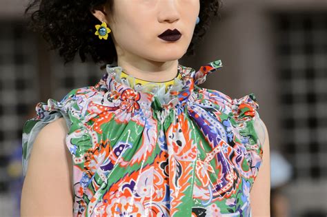 Kenzo Spring 2018 Fashion Show Details - The Impression