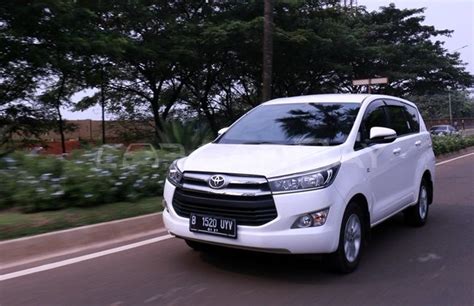 Toyota Innova Zenix Sudah Bisa Dipesan Simak Harga Kijang Bekas Terkini