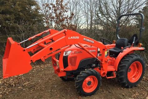 Kubota L3301 Compact Tractor Price Specs Features 2023