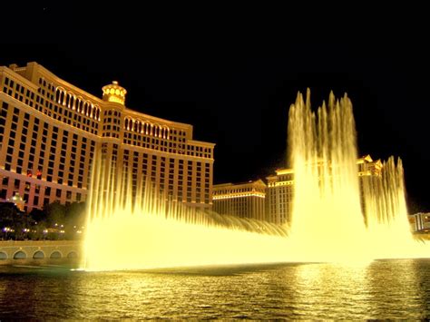 Travel And Lifestyle Diaries Bellagio Musical And Dancing Fountains