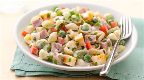 Start your saucepan over medium heat, melt the butter, and add the garlic. 30-Minute Ham and Pasta Salad Recipe - BettyCrocker.com