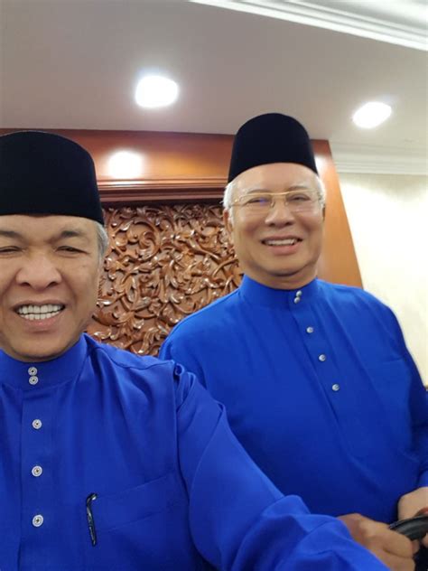 Saksikan sesi saya secara langsung sebentar lagi pic.twitter.com/zoxq1gnuys. Najib arrives in Parliament to table 2018 Budget | New ...