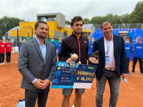 Aslan karatsev men's singles overview. V Ostravě se konal tenisový turnaj Ostrava Open 2020 - Business Lifestyle
