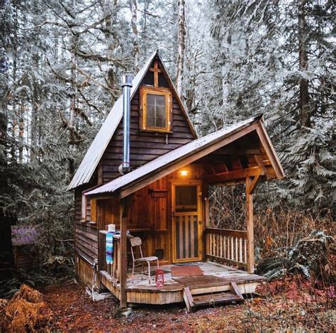 Pin By Adam Grey On Cabin Tiny House Design Tiny House Cabin Cabins
