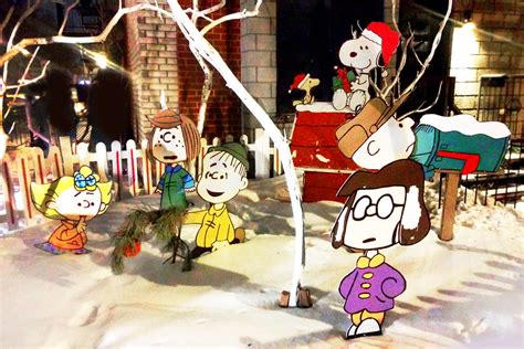 A Charlie Brown Christmas Cutouts 2250 Rue Moreau Montr Flickr