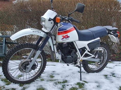 Estimatore honda xl a 3000e con bauletto e. 1983 Honda XL200R - Moto.ZombDrive.COM
