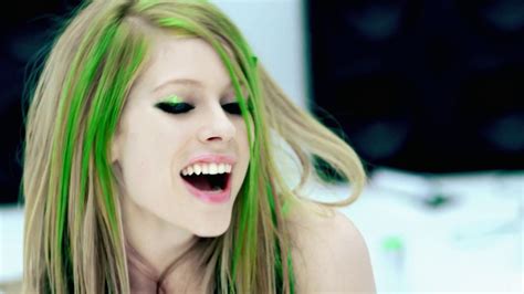 Sandberg martin karl, schuster johan karl, lavigne avril ramona. Avril Lavigne Smile Wallpapers - Wallpaper Cave
