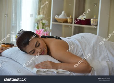 Asian Teen Girl Portraits Spa Massage Stock Photo Shutterstock