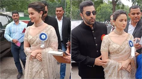 Alia Bhatt Rewears Her Sabyasachi Wedding Saree For National Film Awards 2023 With Ranbir Kapoor