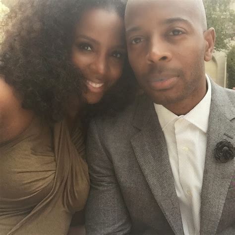 Muchhoods Blog Kelly Rowland Shares Pictures Of Her Hubby