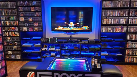 Retro Gaming Room Ideas Pin By Isaac Zuber On Otaku Room In 2020 The