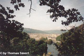 Bei einem wasserstand von 244,97 m ü nn hat der stausee seinen vollstau erreicht. Der Edersee am 30. September 2003