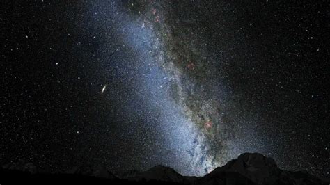 Milky Way Versus Andromeda As Seen From Earth Youtube