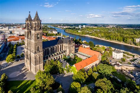 Der freistaat sachsen unterstützt die weltmeisterschaft im bob und skeleton in altenberg auch in 2021 mit 150.000 euro. Echt schön. Sachsen-Anhalt.