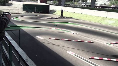 I piloti avranno dunque un'ora per cercare il giro più veloce sul tracciato di sakhir. qualifiche f1 gianni modellismo - YouTube