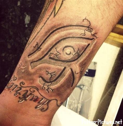 70 Best Meaningful Egyptian Tattoos For Men And Women