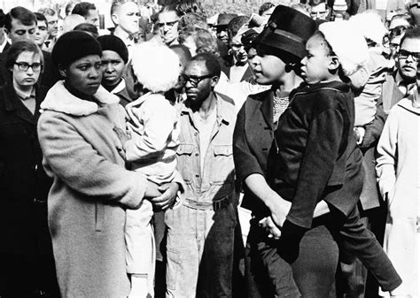 26 september 1936) is a south african politician who has held several government positions and headed the african national. Winnie Madikizela-Mandela: A life of struggle | AM 1190 ...