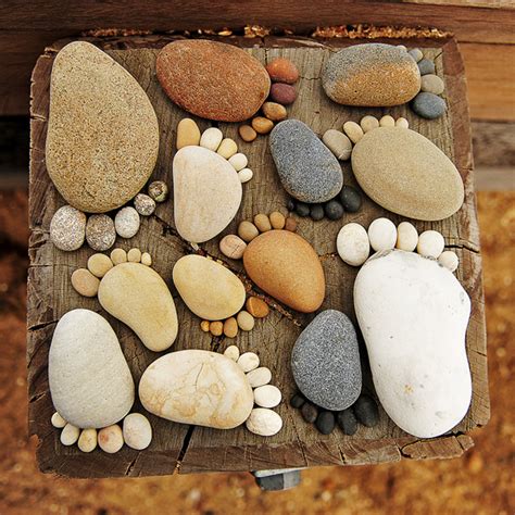 Stone And Pebble Footprints Do It Yourself Fun Ideas