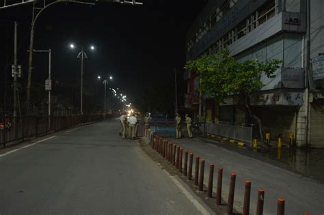 Night Curfew Imposed In Hyderabad Photos Hd Images Pictures News