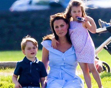 Księżna kate i książę william spodziewają się trzeciego dziecka. Księżna Kate z dziećmi Georgem i Charlotte na meczu polo ...
