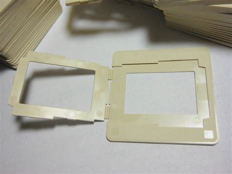 50 Plastic Slide Mounts Polaroid 35mm Easy To Use