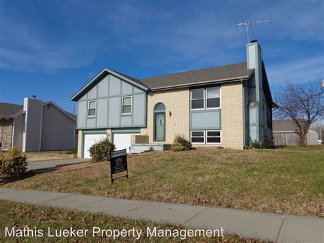 1912 Apache Dr, Junction City, KS 66441 | Trulia