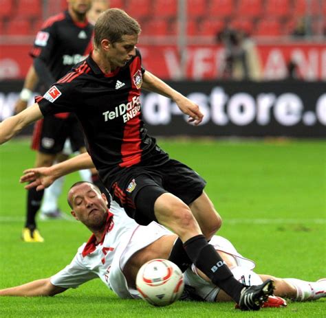 To load completions for every new session, execute once: Revier-Derby: Schalke blamiert sich zu Hause gegen ...