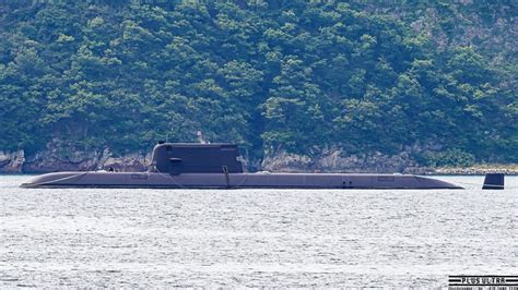 Rok Navys 1st 3000 Tons Kss Iii Submarine ‘dosan Ahn Chang Ho Passes