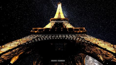 The Eiffel Tower At Night Wallpaper