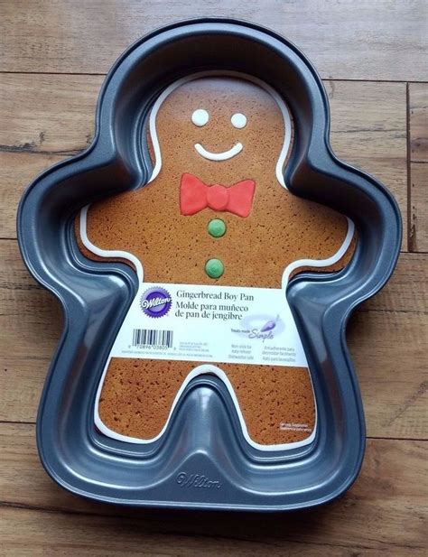 New Wilton Gingerbread Man Boy Non Stick Christmas Holiday Cake Pan