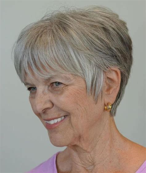 Short Haircuts For Women Over 60 With Fine Hair 10