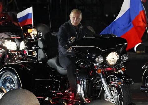 Putin S Biker Gang Lends Muscle To Rebel Cause In East Ukraine