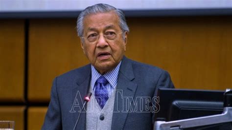 Mahathir mohamad iskandar's geni profile. Selagi hidup, saya cuba jaga maruah negara - Tun M - Air ...
