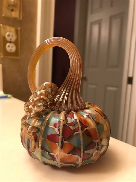 Laurentius is a pumpkin / yam beer which has a rating of 3.1 out of 5, with 102 ratings and reviews on untappd. Glass Pumpkin St James Art Fair | Glass pumpkins, St james ...
