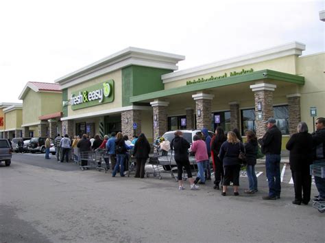 Fresh And Easy Buzz Tesco Opens First Fresh And Easy Neighborhood Market