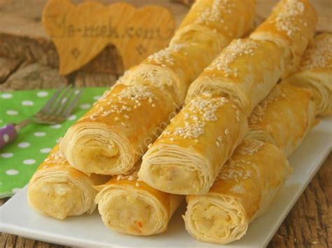 Yufkadan Patatesli Börek Nasıl Yapılır Resimli Yemek Tarifleri