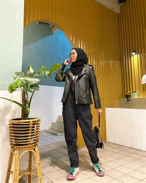 5 Inspirasi Outfit Nonton Konser Musik Untuk Hijabers Keren Indozoneid