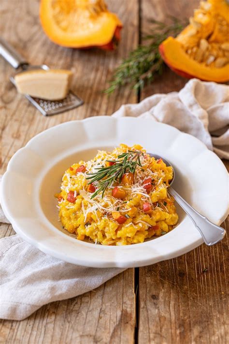 Kürbisrisotto mit Parmesan und Rosmarin Rezept