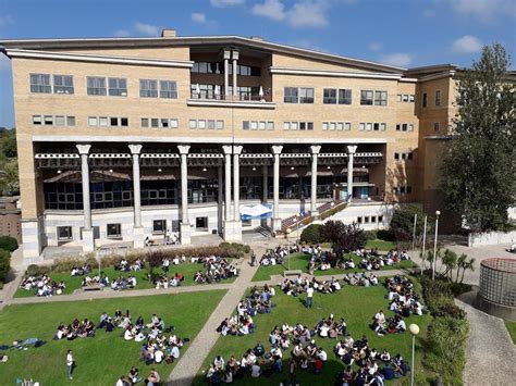 Twitter oficial del club deportivo universidad católica. Universidade Católica de portas abertas para pais e alunos ...