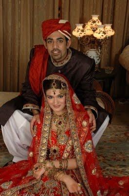 These 97 wedding couple pictures will lift your spirits in quarantine—and remind you that love is not canceled. Latest Pakistani Indians & Arabic mehndi design jewelry ...