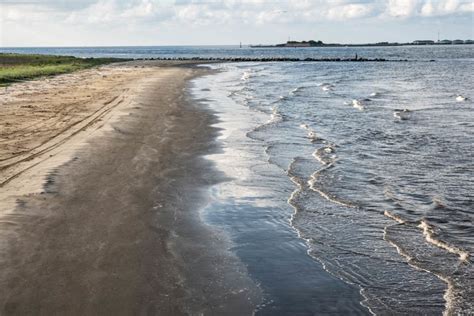 Grand Isle Fishing: The Complete Guide (Updated 2023)