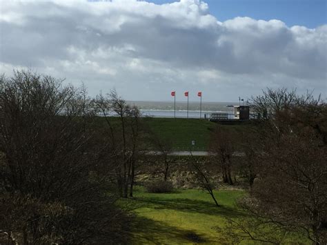 Der strandläufer befindet sich in idealer lage in büsum: Blick vom Balkon