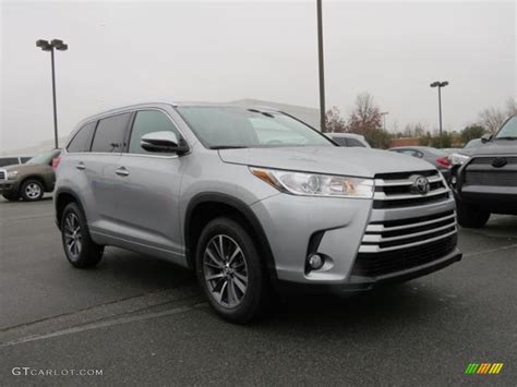 2017 Celestial Silver Metallic Toyota Highlander Xle 117532417